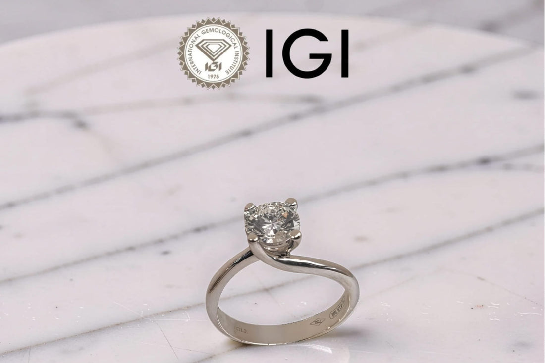 anello di fidanzamento con diamante certificato IGI
