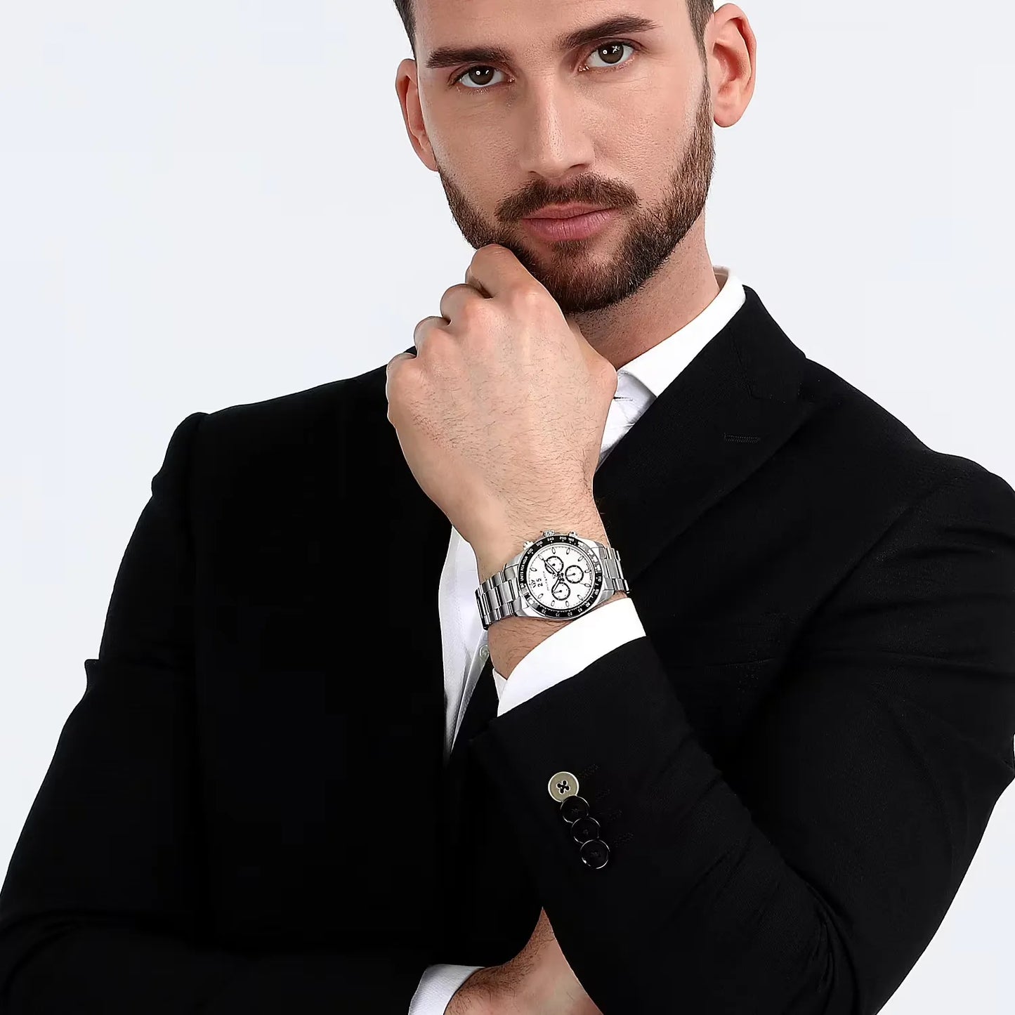 orologio da uomo philip whatch con movimento al quarzo ronda 5040 e funzione di cronografo con data.
cassa in acciaio inox dal diametro di 42 mm. lunetta con inserto in alluminio nero