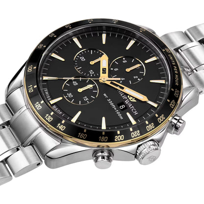 Orologio philip watch da uomo con movimento al quarzo RONDA 3540 e funzioni di cronografo con data.
Cassa in acciaio inox dal diametro di 44 mm. Lunetta con finitura dorata.