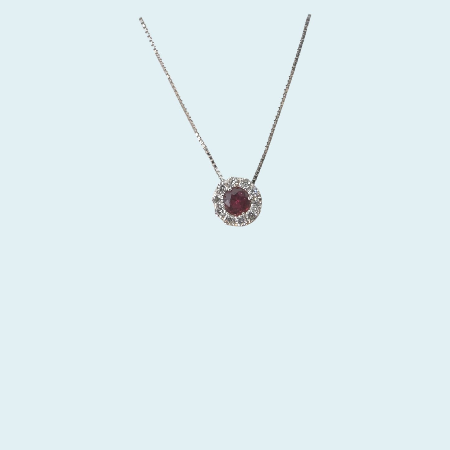 girocollo in oro bianco cm 45 di meteore gioielli con rubino naturale di forma rotonda e giro di diamanti naturali taglio brillante.