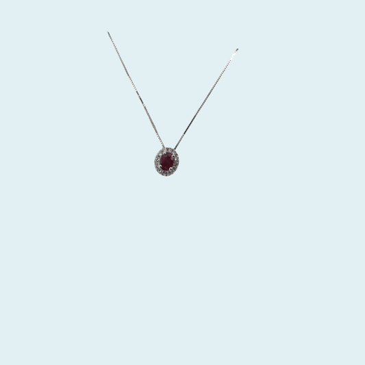 Girocollo in oro bianco 18kt cm 45 di Meteore Gioielli con Rubino naturale di forma ovale 3x4 mm e giro di diamanti naturali taglio brillante.
