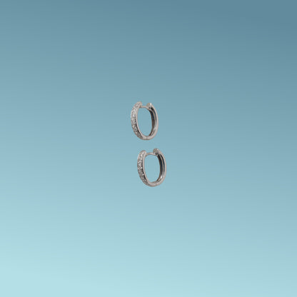 Piccoli Orecchini a Cerchio con Diamanti ct 0,22 in Oro bianco 18 Kt