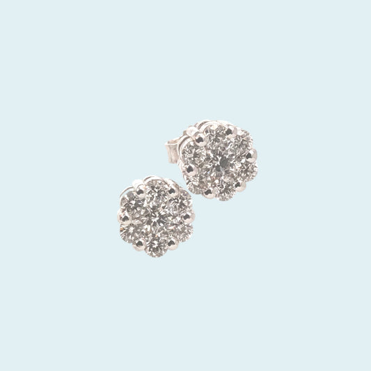 Orecchini punto luce in oro bianco di Mirco Visconti tipo Magic con diamanti naturali taglio brillante G/VS. Chiusura a perno con farfallina.