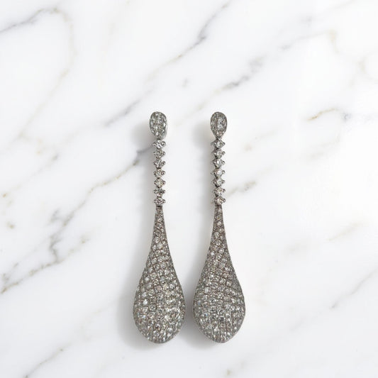 Orecchini pendenti con Pavè di Diamanti ct 2,31 in Oro bianco 18 Kt