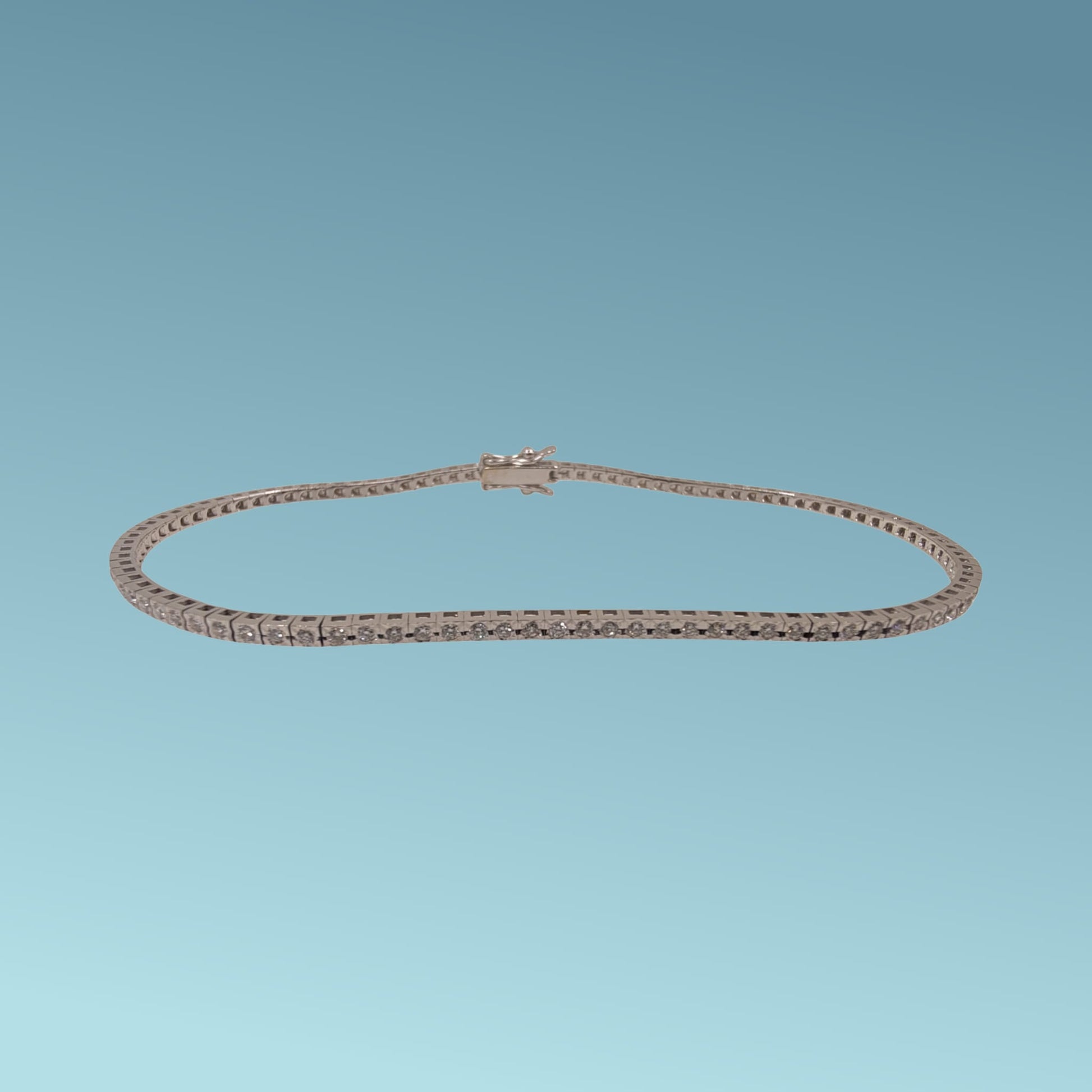 Bracciale tennis in oro 18 Kt di Meteore Gioielli con diamanti naturali  ct 0.51 G/VS incassati su un castone stile “inglese”. Disponibile in diverse carature