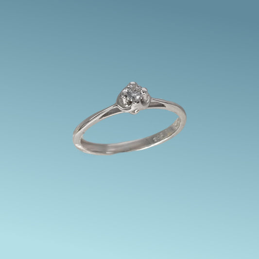 Anello Solitario in oro bianco 18kt di Meteore Gioielli con diamante naturale taglio brillante 0.10 carati G/VSSimbolo di amore e unione. Perfetto per proposte di fidanzamento