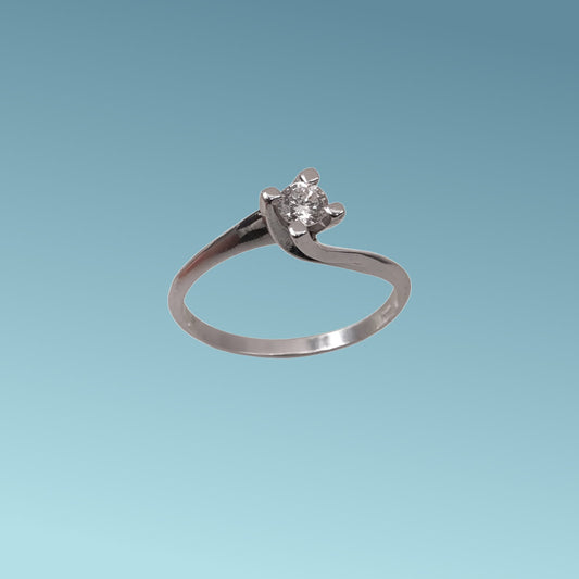 Anello Solitario in oro bianco 18kt di Meteore Gioielli con diamante naturale taglio brillante ct 0.18 G/VS