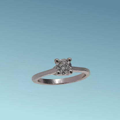 Anello Solitario in oro bianco 18kt di Meteore Gioielli con diamante naturale taglio brillante ct 0.50 G/SI.