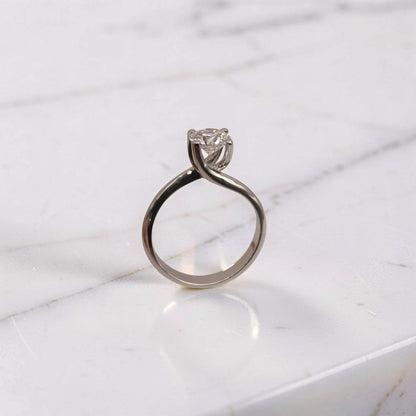 Anello con diamante da 1 carato in oro 18Kt solitario elegante diamante laboratorio D VVS1