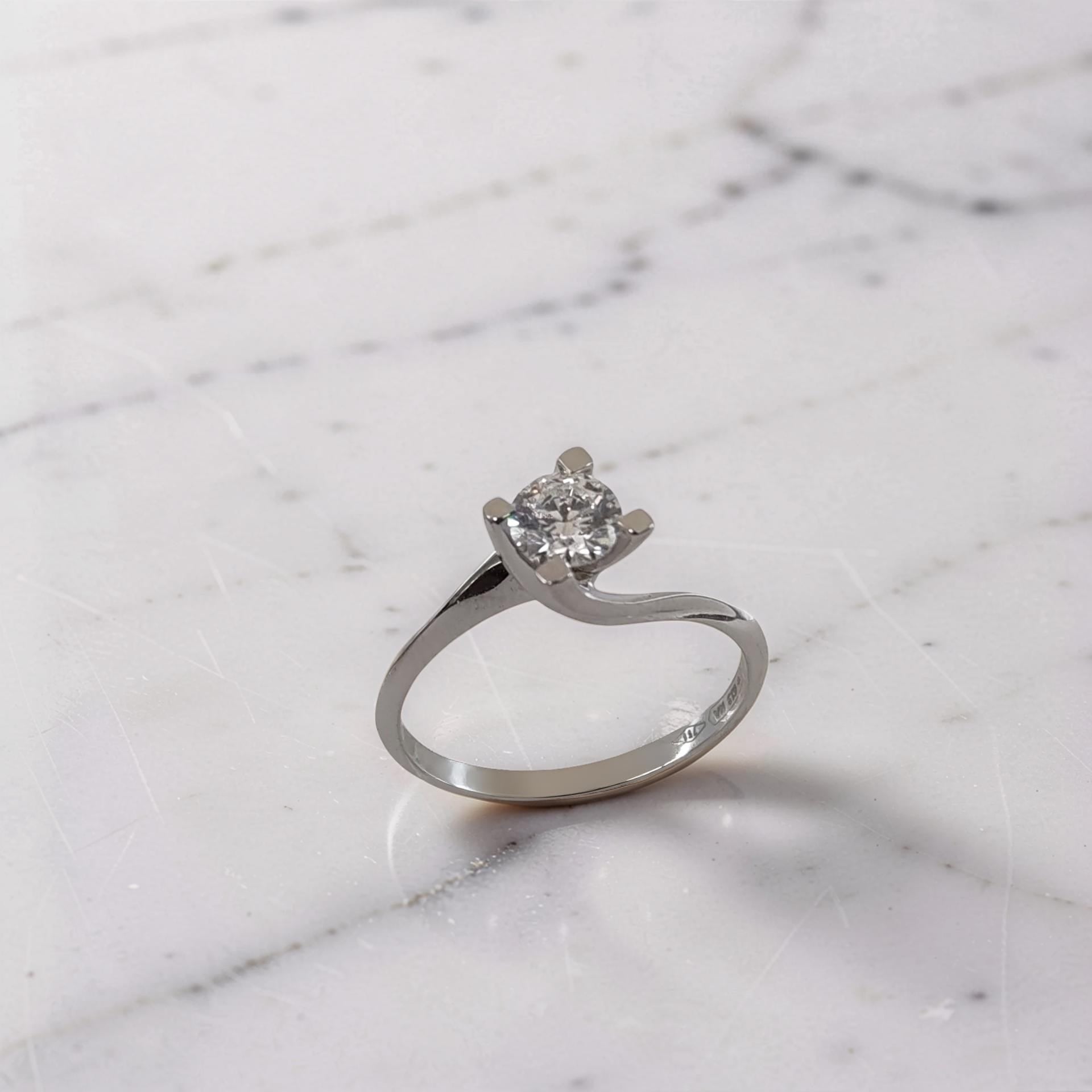 Anello solitario oro bianco 18kt Meteore Gioielli con diamante di laboratorio 0,50 ct colore D purezza FL

