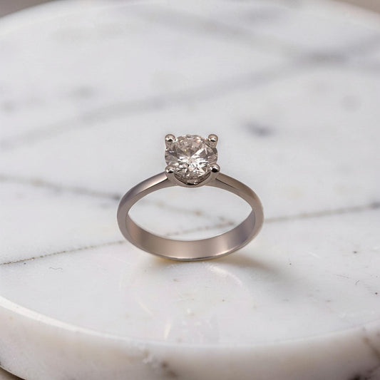 Anello solitario oro bianco 18kt con diamante di laboratorio 1 carato certificato IGI