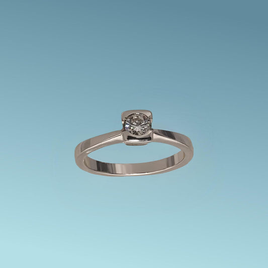 Anello Solitario in oro bianco 18kt di Meteore Gioielli con diamante naturale taglio brillante ct 0.19 G/IF.&nbsp;