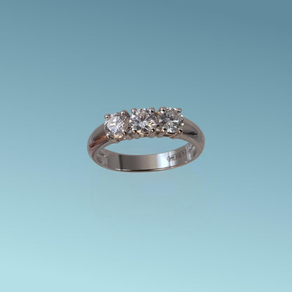 Anello Trylogi in oro bianco 18kt di Meteore Gioielli con diamanti di laboratorio "Lab Grown" per un totale di 0.92 ct D/VS