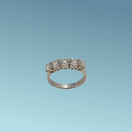 Anello veretta in oro bianco 18kt di Meteore Gioielli con 5 diamanti naturali taglio brillante per un totale di 1.53ct. 