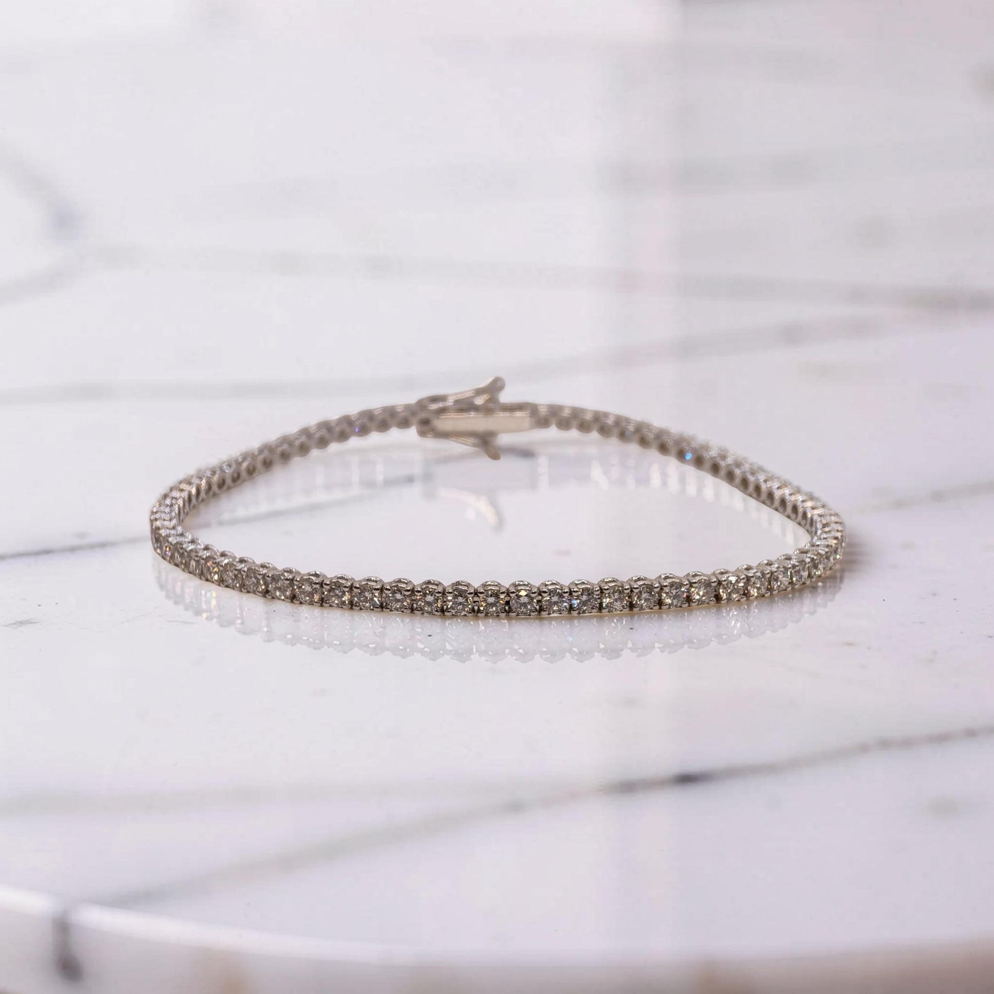 Bracciale Tennis Meteore Gioielli in Oro Bianco 18 Kt con diamanti naturali 2,79 Ct qualità G/VS incastonati a vista
