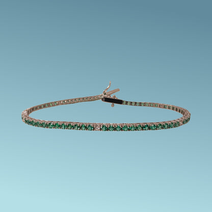 Bracciale tennis in oro bianco 18kt di Meteore Gioielli con 6 file di smeraldi naturali taglio brillante di 2.26ct intervallati da diamanti naturali  0.16ct