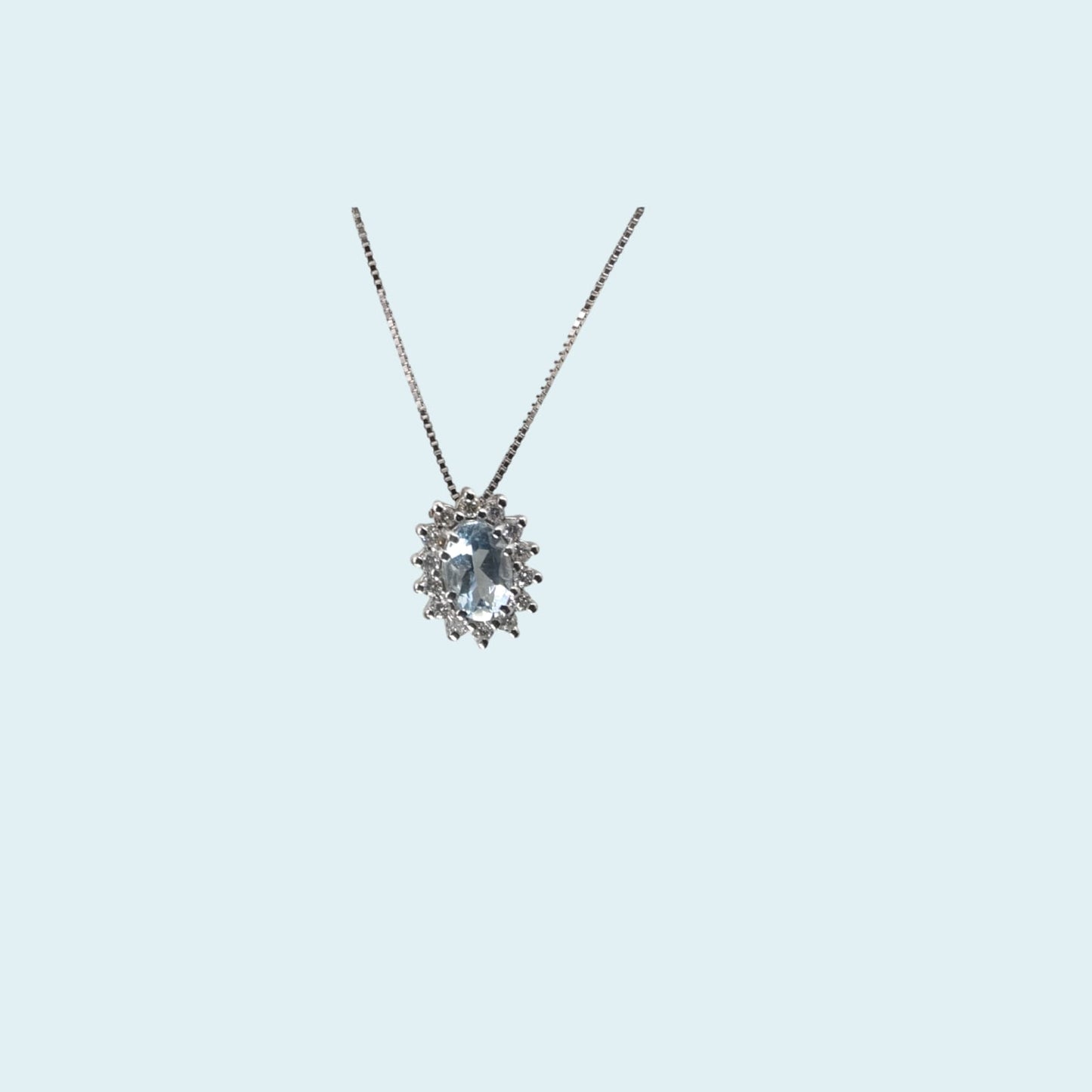collana in oro 18kt 45 cm di meteore gioielli con acquamarina naturale taglio ovale e coroncina di diamanti naturali taglio brillante dal design classic