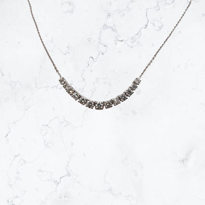 Collana elegante in oro 18kt con diamanti degradé luminosi 1.11 carati