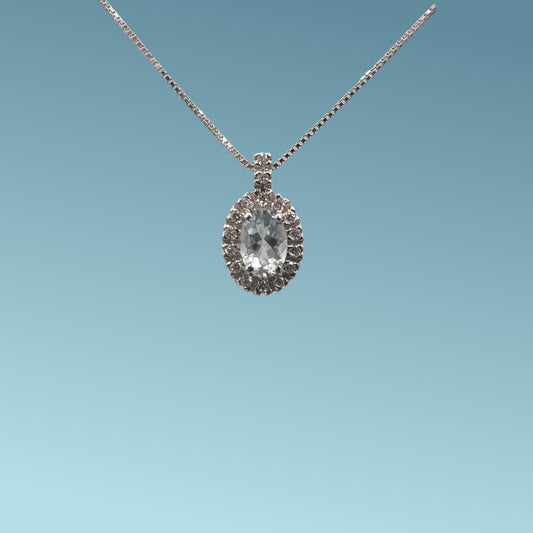 Girocollo in oro bianco 18kt di Meteore Gioielli con Acquamarina naturale taglio ovale ct0.44 e diamanti naturali taglio brillante per un totale di 0.10ct