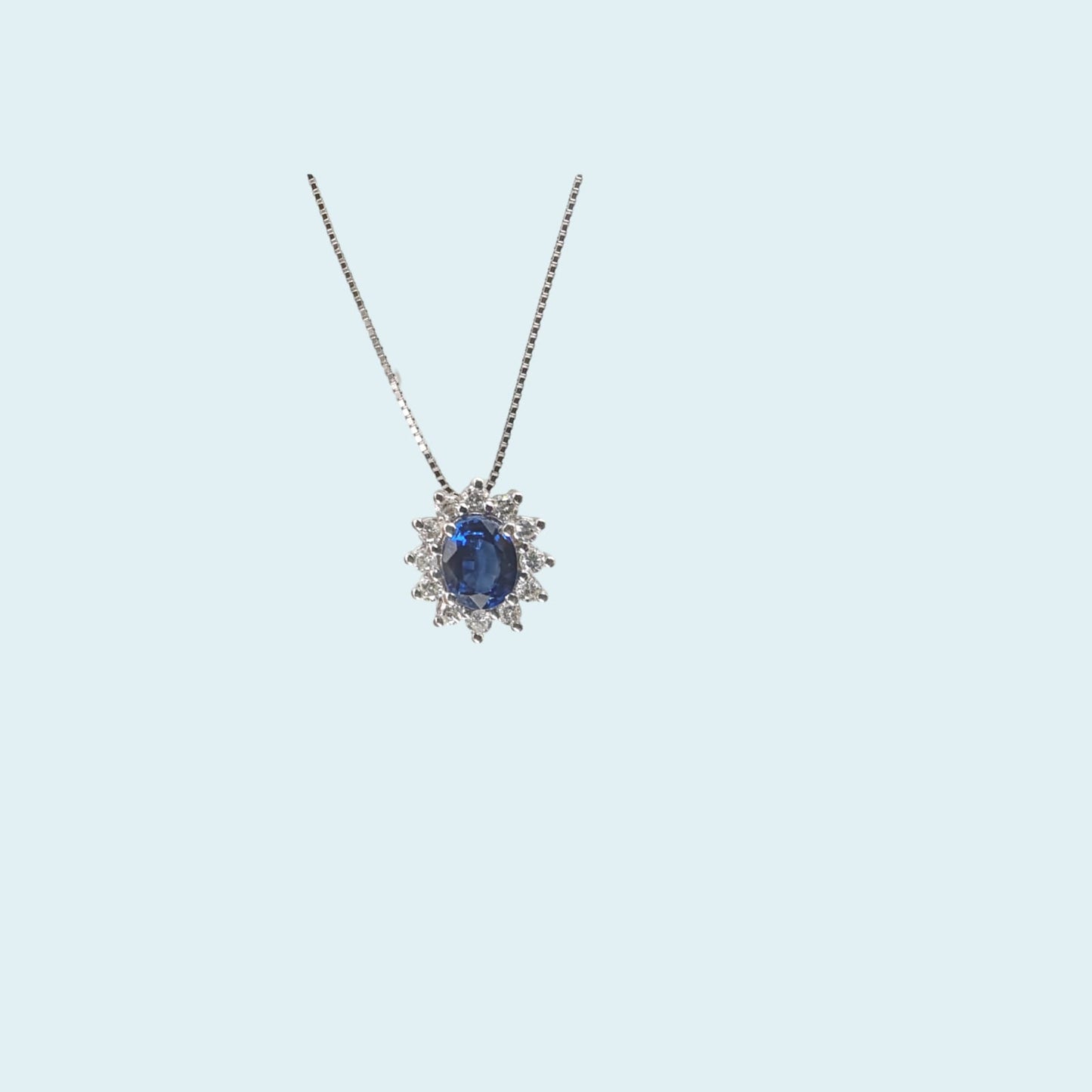 collana in oro 18kt 45 cm di meteore gioielli con zaffiro naturale taglio ovale e coroncina di diamanti naturali  dal design classico ma sempre attuale
