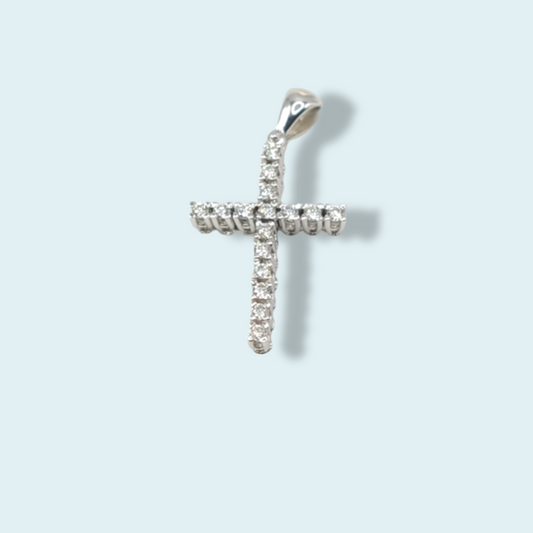 croce linea classica con diamanti in oro bianco di Meteore Gioielli. Lunga 2.8 cm. Vista frontale