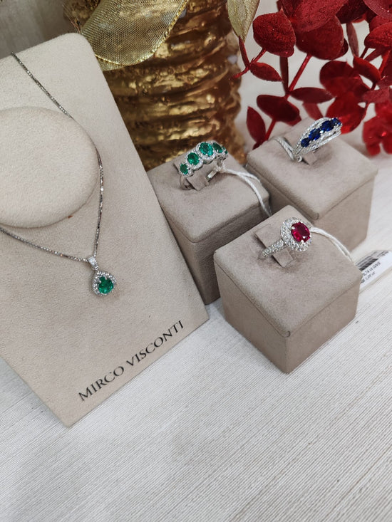 gioielli in oro bianco con diamanti e pietre preziose