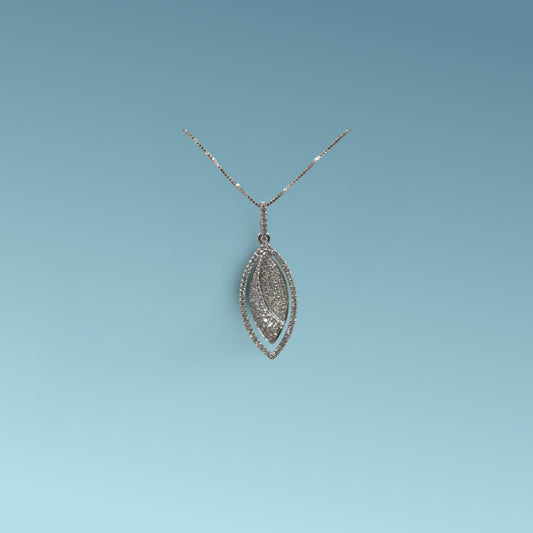 Girocollo in oro bianco 18kt cm 45 di Meteore Gioielli con pendente di forma ovale con pavé di diamanti naturali taglio brillante ct 0.43 G/V