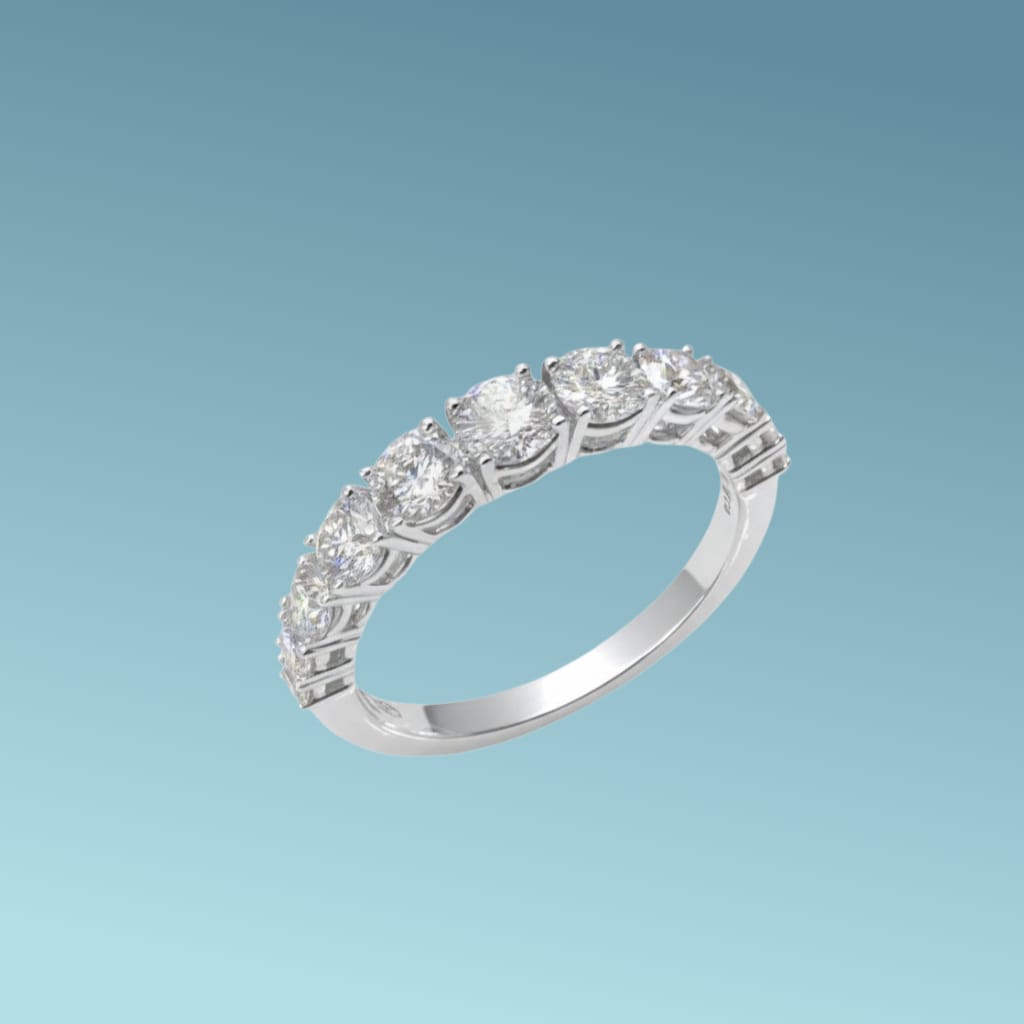 Anello Veretta in oro bianco 18kt di Mirco Visconti con Diamanti naturali taglio brillante di dimensioni diverse a scalare per un totale di 1.32 ct.